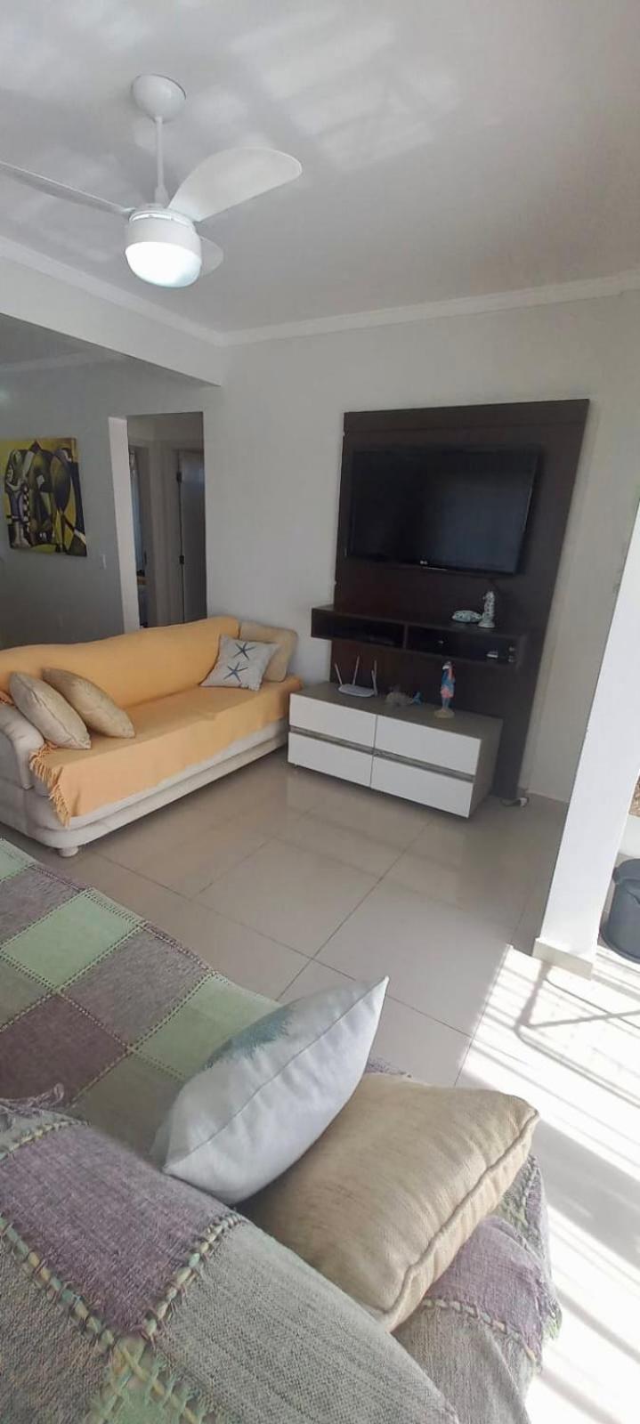 De Porto Belo, Balneario Pereque, Sc *
